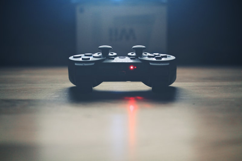 Social Skills in the Gaming World: Effective Communication with Online Players